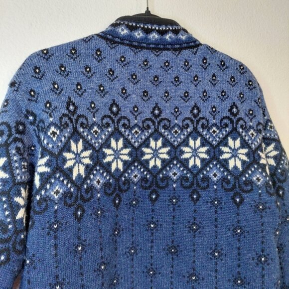Icelandic Design Snowflakes Lined Wool Sweater Cardigan Size Meduim - Picture 7 of 11